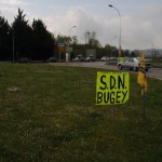 Action rond point ambérieu sdn bugey 7avril 2012